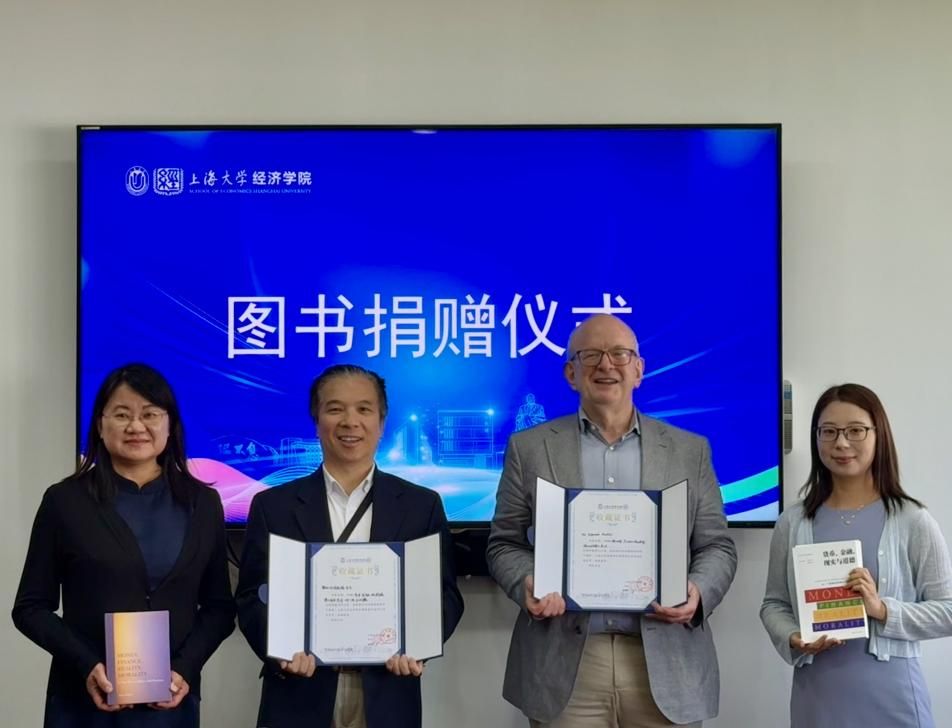 35B11807CDBD2E099BEC1A44A4B_D6116FC2_10E75