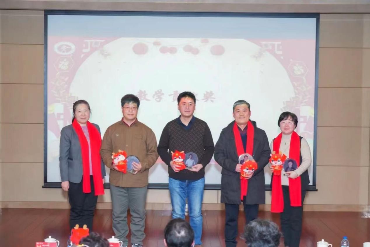 530790227425F3B2966CB1D9C59_18A9F5D7_16AF4