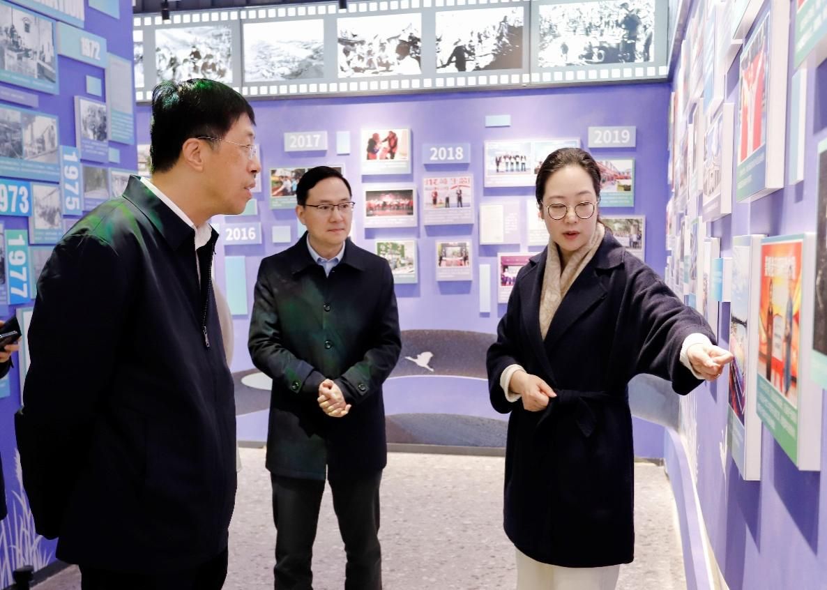 00DDF182AFF9EE8C5BFD820160E_052D63C0_2044B 00DDF182AFF9EE8C5BFD820160E_052D63C0_2044B