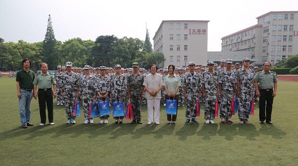 33B3E127A52FF3F546355A0F606_3A184ABA_A23E.jpg?e=