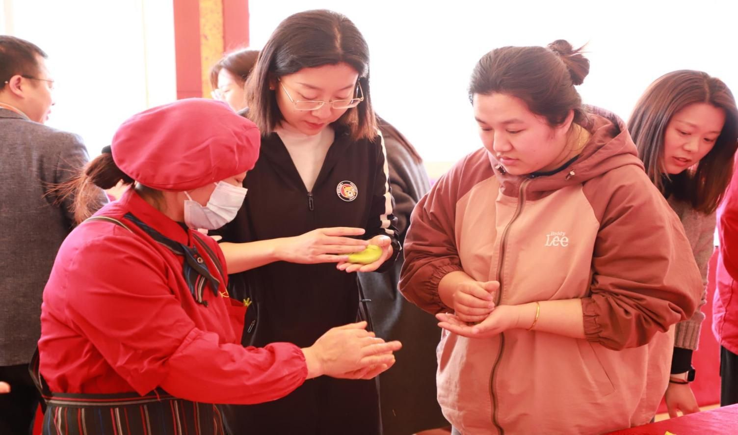 ED23D56E9FAB1D6D2A3D5E62770_836A9B4C_20D9A