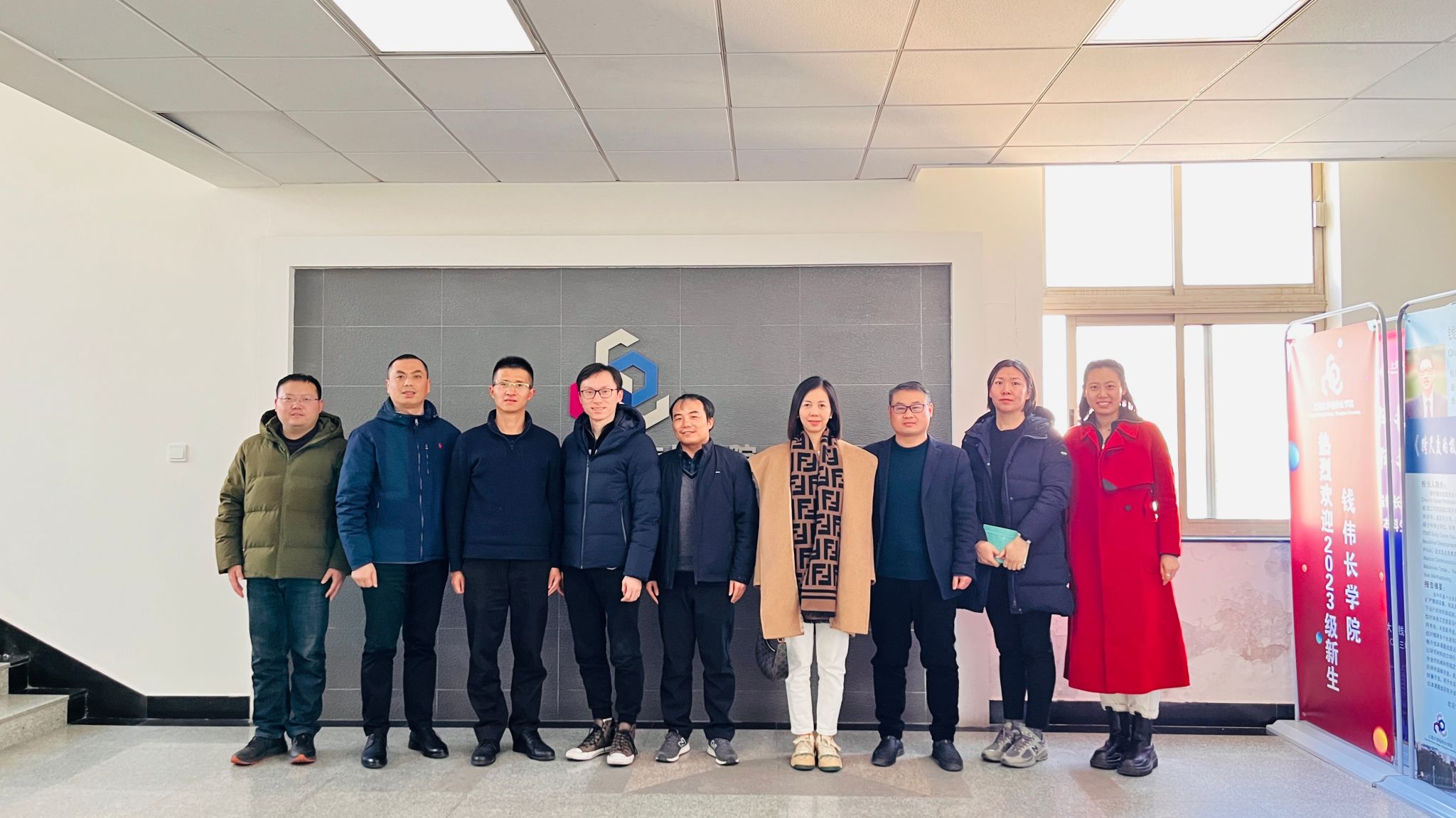 ��ҳ- �±�GG���Ŵ�����ҵƽ̨