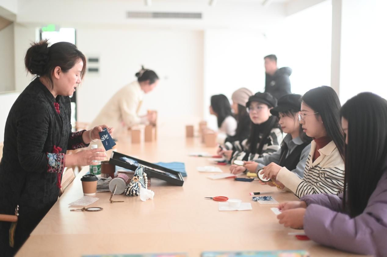 50BF9BBA66048BF917CB0BFD69B_F19531C8_158CD