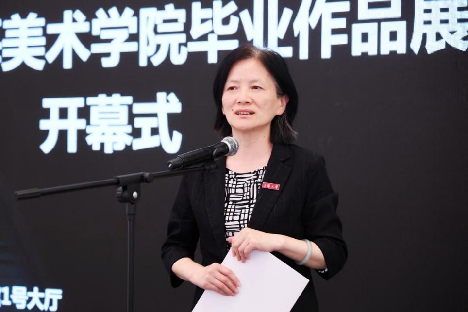 AB5D34B443C40C43B23F638F03D_16E68F30_E73F