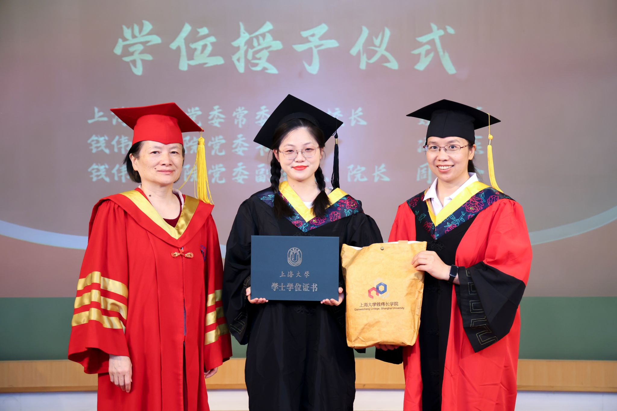 F9BF03E3EBCCFEBB3690000235B_FB998F9B_3411E