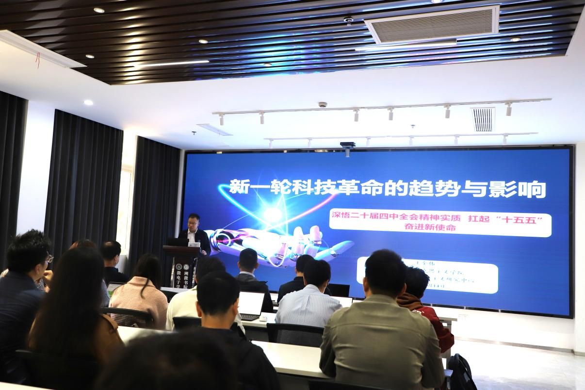 02E2CDD95B53EC2C9AF9441DBF9_EA3E30BE_1FA09