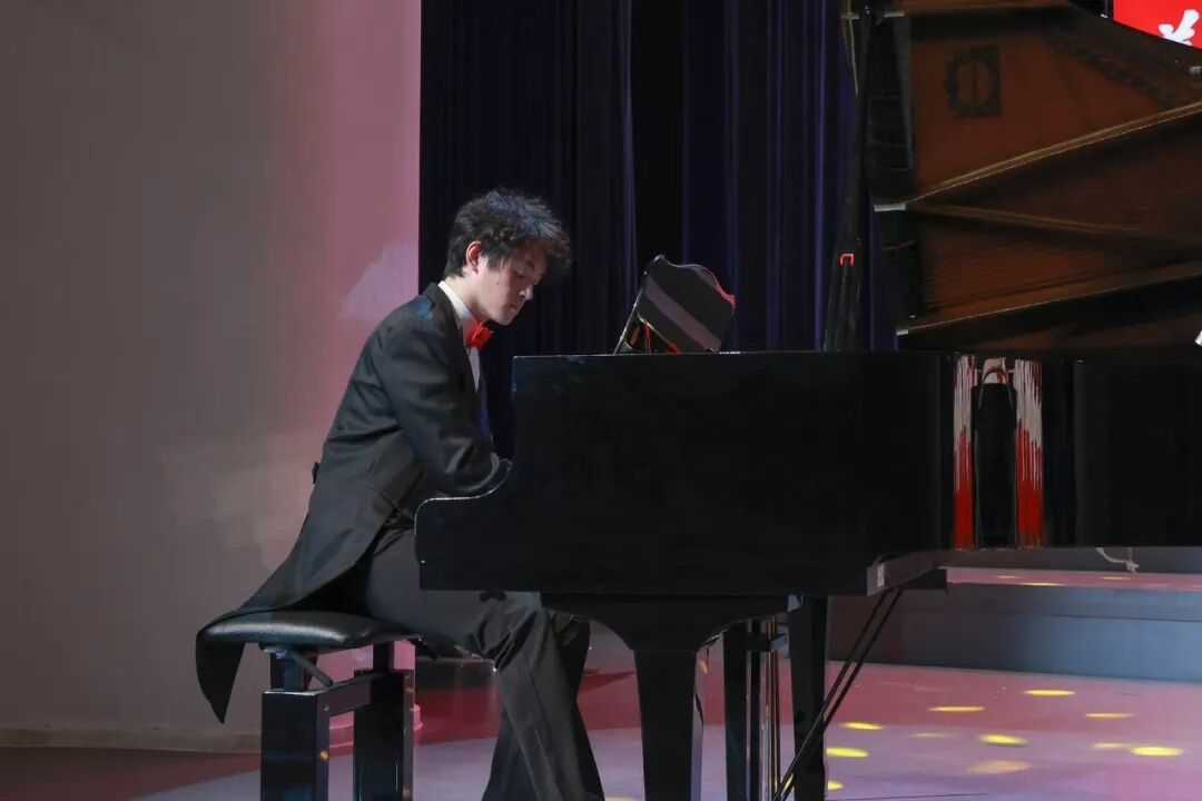 4990CEE7F21321829378968CE6C_1624D0BC_D6D5 4990CEE7F21321829378968CE6C_1624D0BC_D6D5