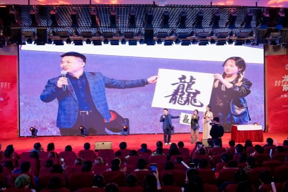 2C0B5FA7C0F3855BE79011F02E4_F3D3136B_D256