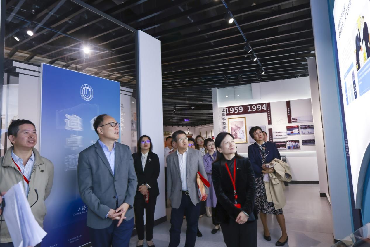 EAF9BD4A90F2BB02C25DAC84E54_0AB7217D_2124B