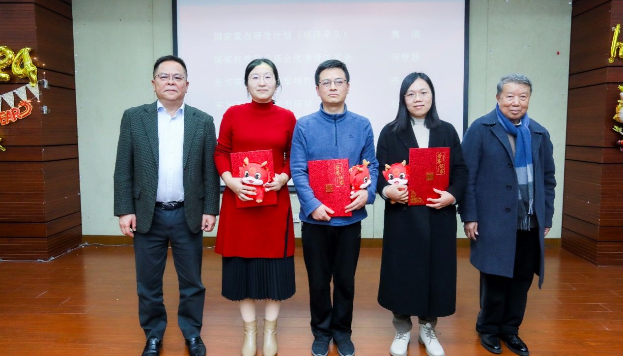 08032E5683DD589A1386CF6A891_2AF74161_1EFDA