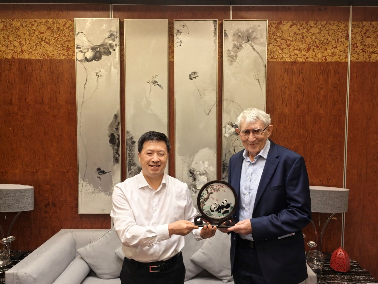 1AC93A758474699248CFF46A5C3_F1524B59_29D96 1AC93A758474699248CFF46A5C3_F1524B59_29D96