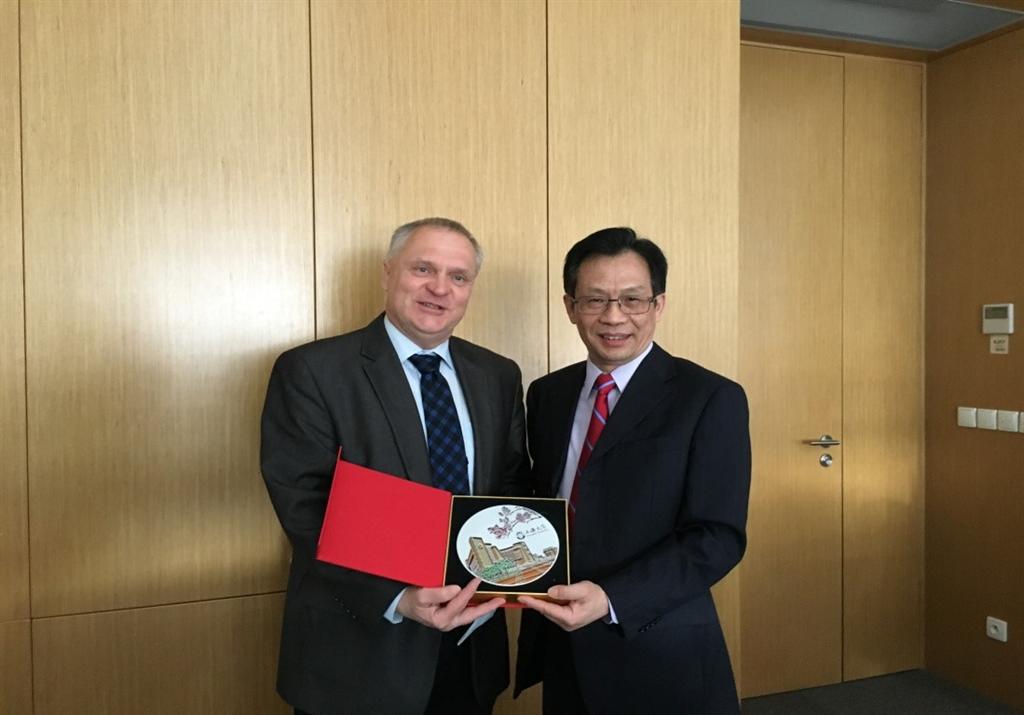 ��ҳ- �±�GG���Ŵ�����ҵƽ̨