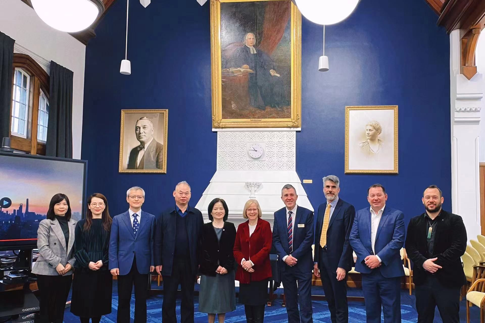 E964BAFDF73790D3B5BA5165796_0D674E20_41E40 E964BAFDF73790D3B5BA5165796_0D674E20_41E40