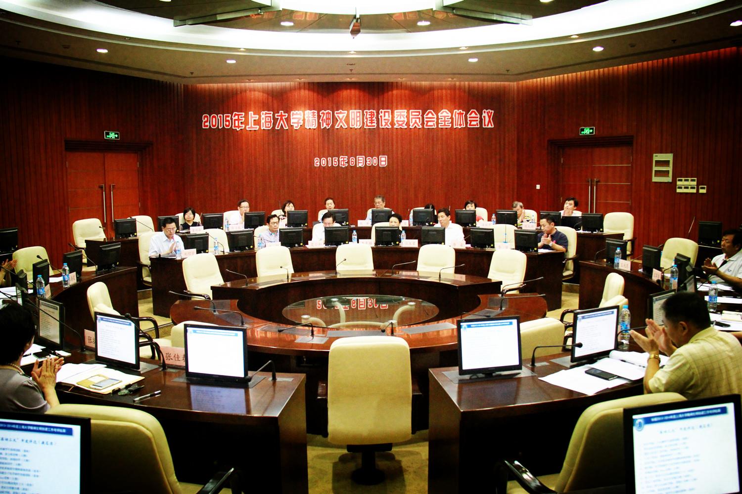 C11B764C3E8F34F0697685DAEE3_9ECE71CF_33F33.jpg?e=