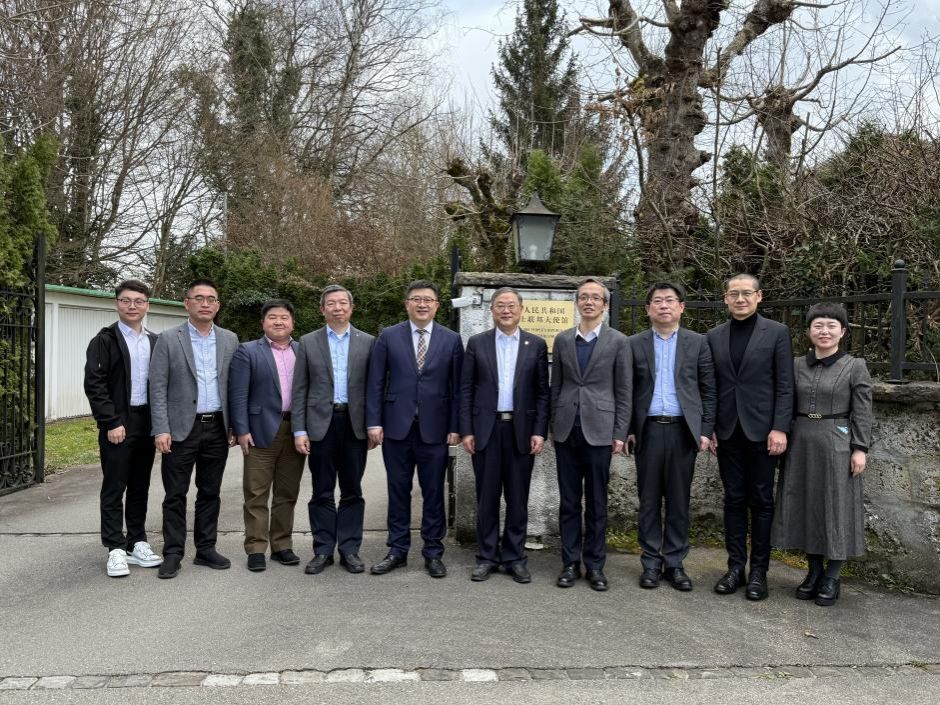 0AA2CD774FCC13E9B092C3C4532_649D053D_2FD64 0AA2CD774FCC13E9B092C3C4532_649D053D_2FD64