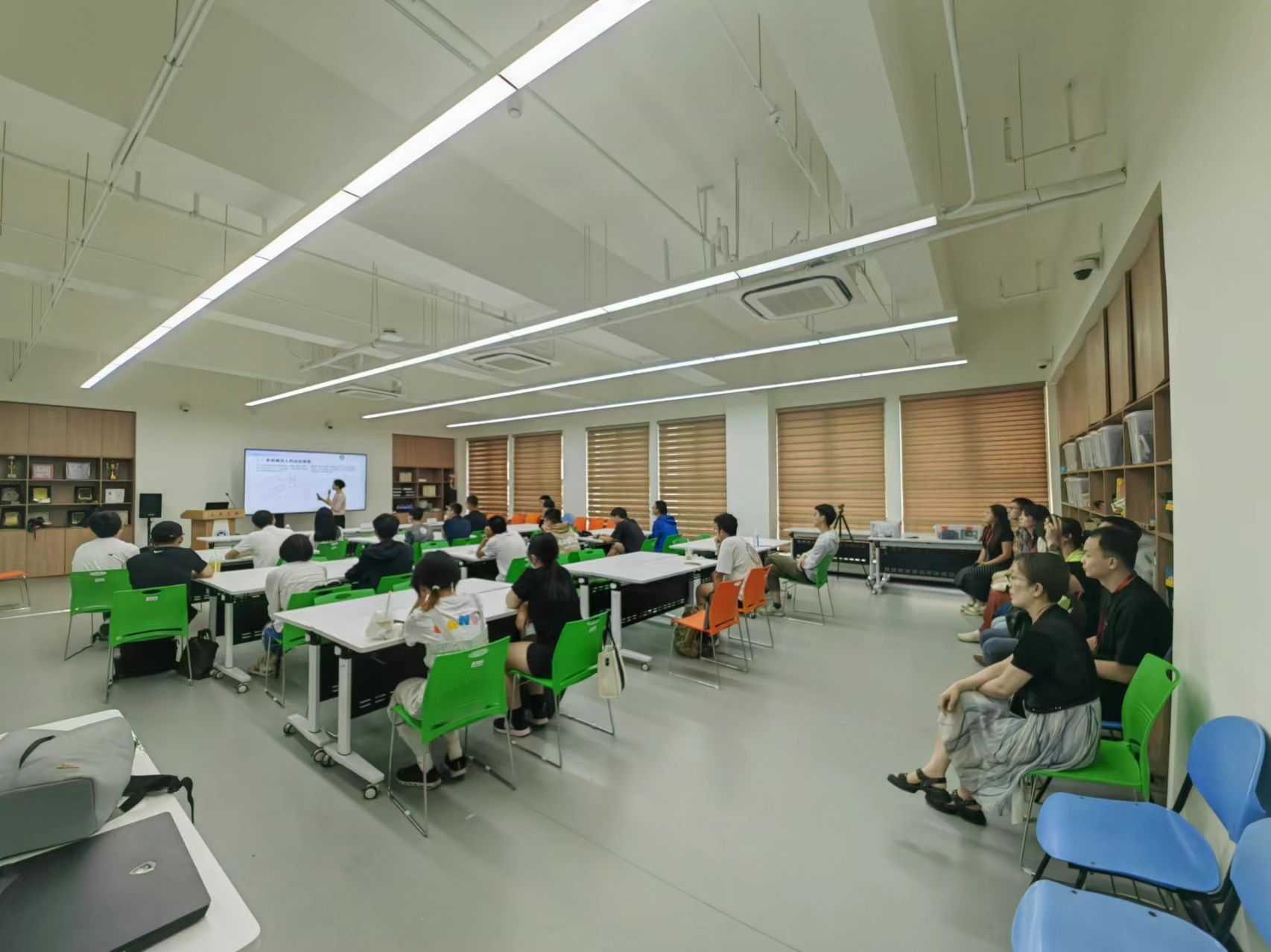 4-3.pic.jpg 4-3.pic.jpg