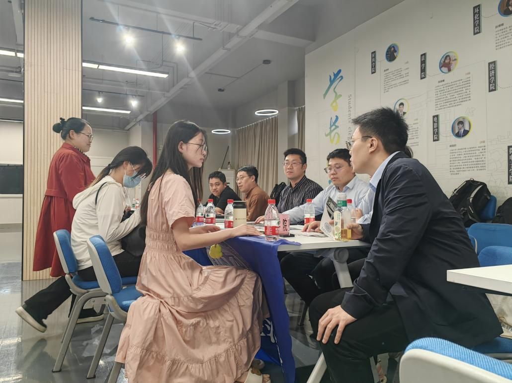 8A77D0895FDB4C0058D25A27F2C_5521A9CD_1C653