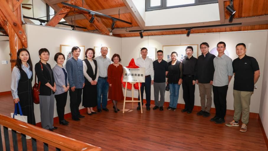 0A5F7CA431FDB2EF41A435E0F8D_026B0F42_12B8F