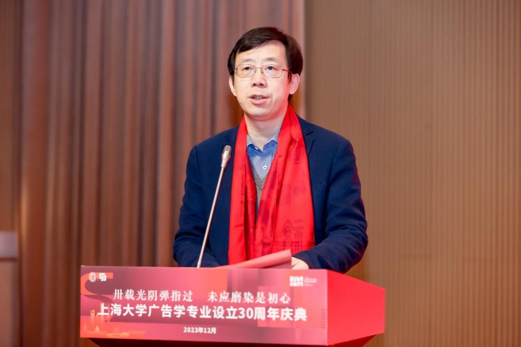 6DA72A110499A9D9ADF31097153_126A847A_FB3D