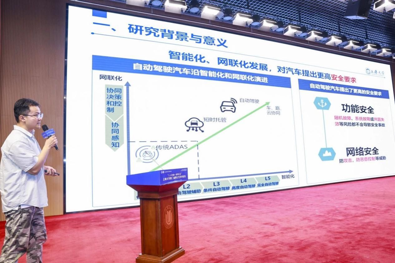 686E773DD248C9044AEDA04A70B_CA029102_27D18