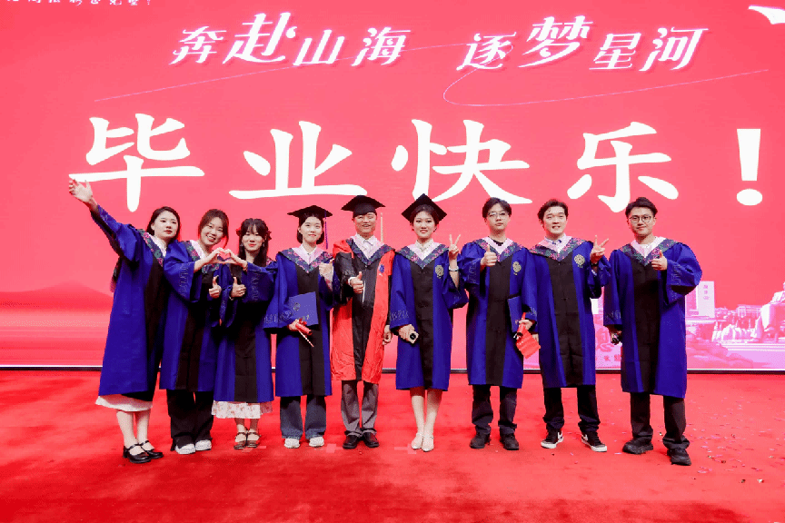 F6A94A10B296AE1A0B3EE05EF0E_D71F50B9_2C16B