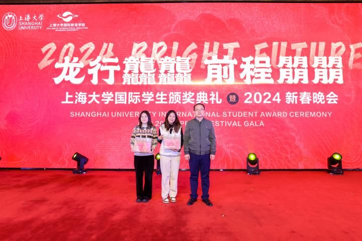 D9B5B2B9EECB86B6FD2935E18F1_2FE9B6A7_F85D