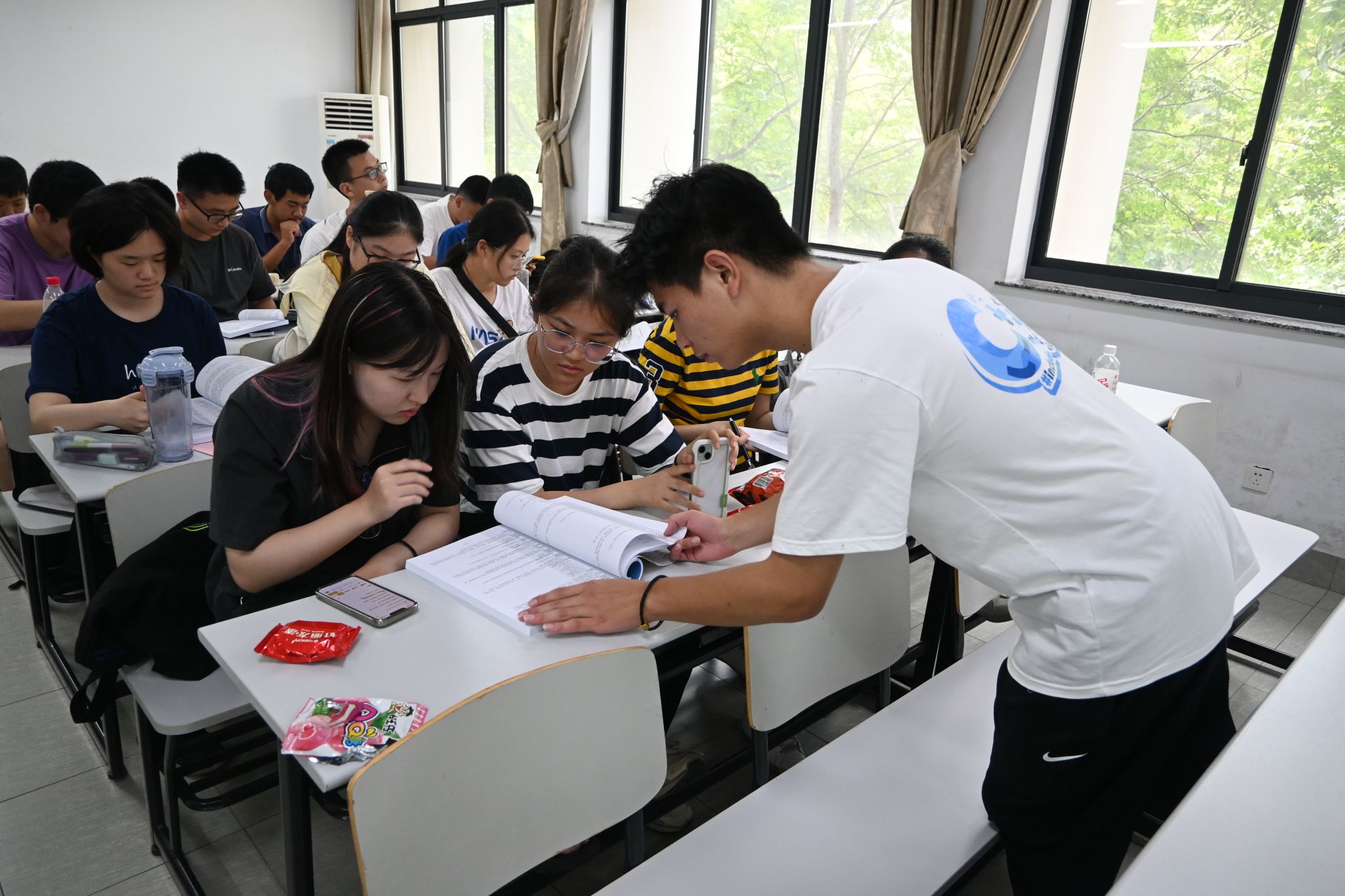 DSC_0588.JPG DSC_0588.JPG