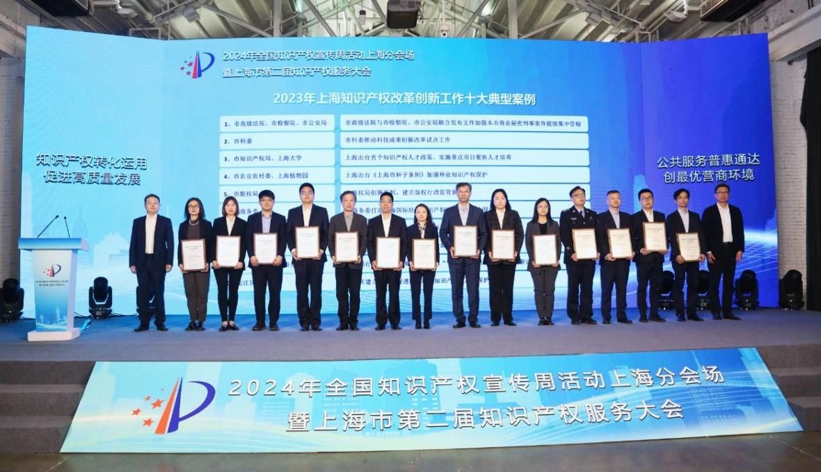 C881EE22D1228F08202EB212E86_583F8E51_217EF C881EE22D1228F08202EB212E86_583F8E51_217EF