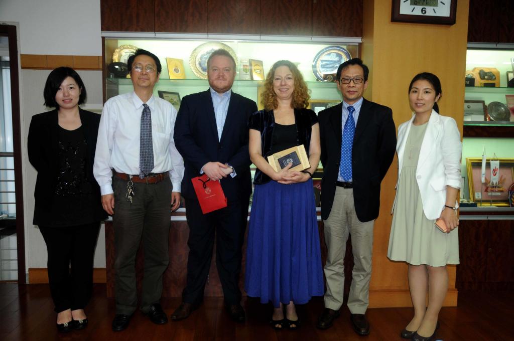 1039860D0514AC231F890052E0B_6053FE2D_14093.jpg?e=