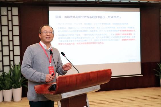 D4E0F6BC29F822B3E707F91EF43_1F4F2035_76C4